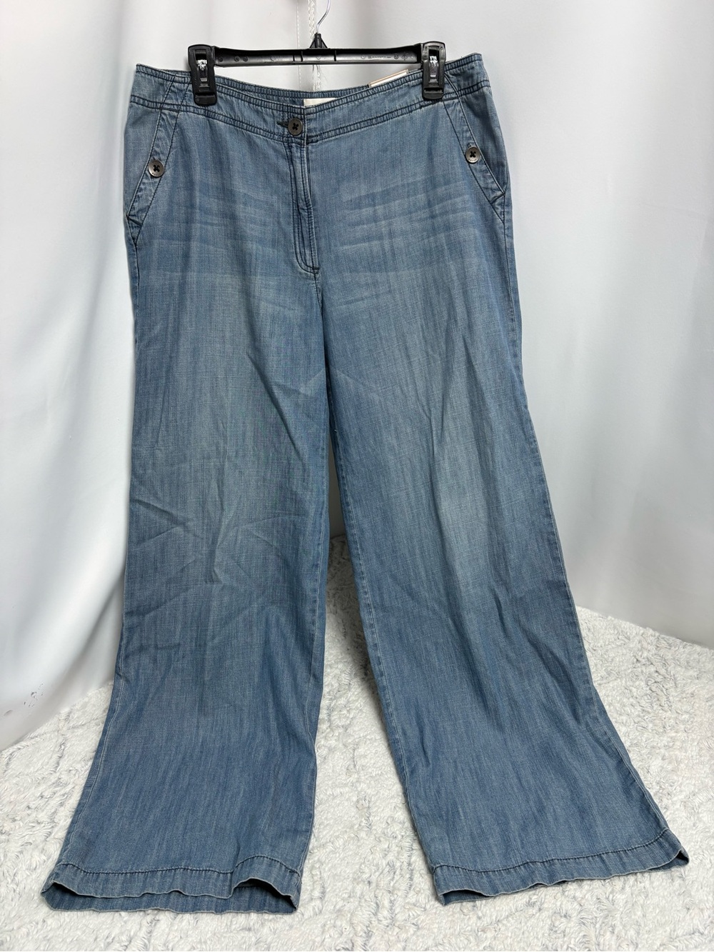 Chico's Light Blue Wide-Leg Jeans